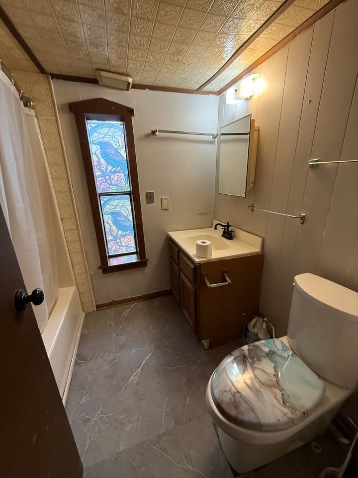 442 Gardners Ln #A - Photo 5 of 9