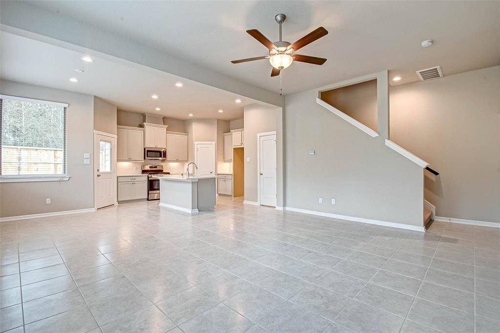 332 N Spotted Fern Dr - Photo 3 of 18