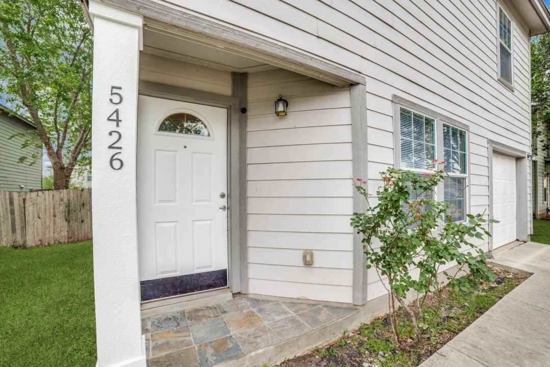 5426 Wincheap Drive - Photo 3 of 18