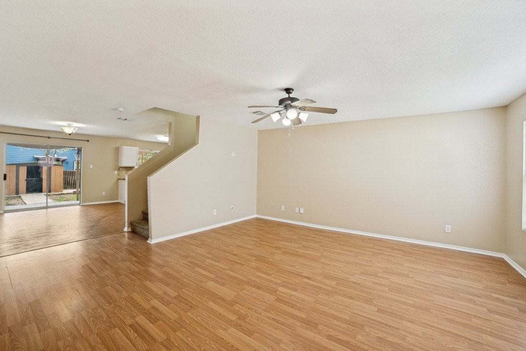 5426 Wincheap Drive - Photo 5 of 18