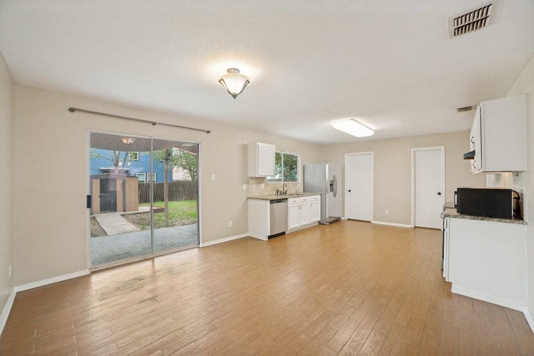5426 Wincheap Drive - Photo 6 of 18