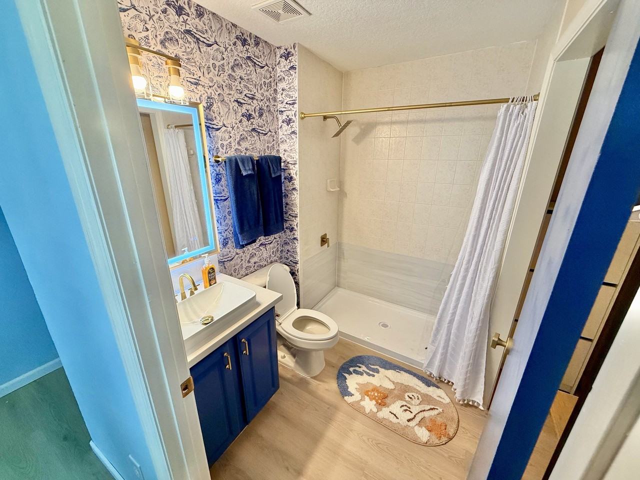 808 Ne 5th Ave #A - Photo 2 of 17