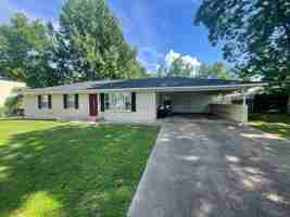 featured image of 405 Eagle Gap Ave
