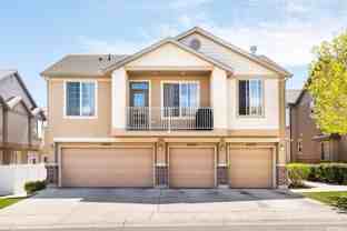 6333 W Traveler Ln - Photo 1 of 1
