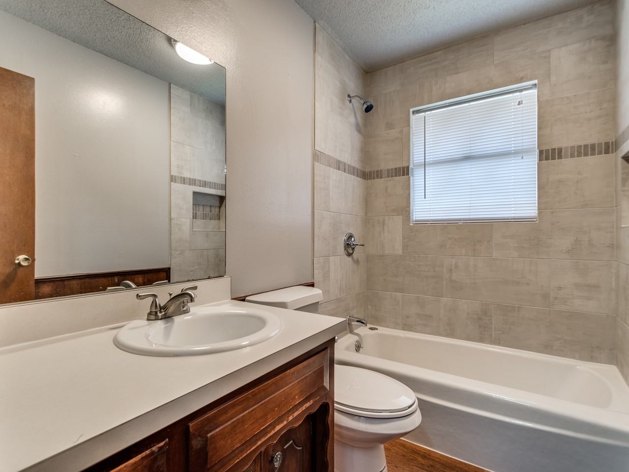 5113 S Sage Ave #1 - Photo 6 of 11