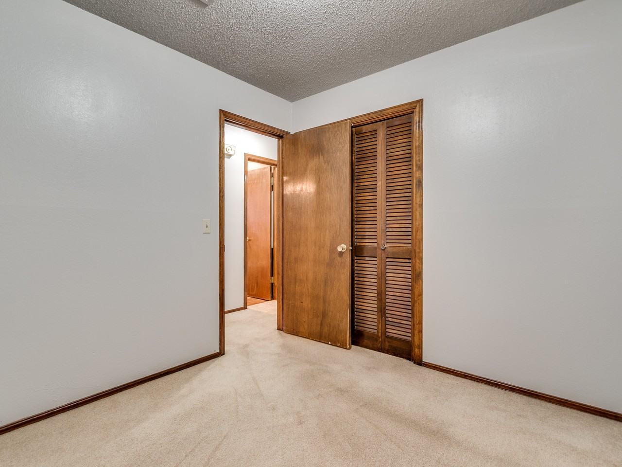 5113 S Sage Ave #1 - Photo 7 of 11