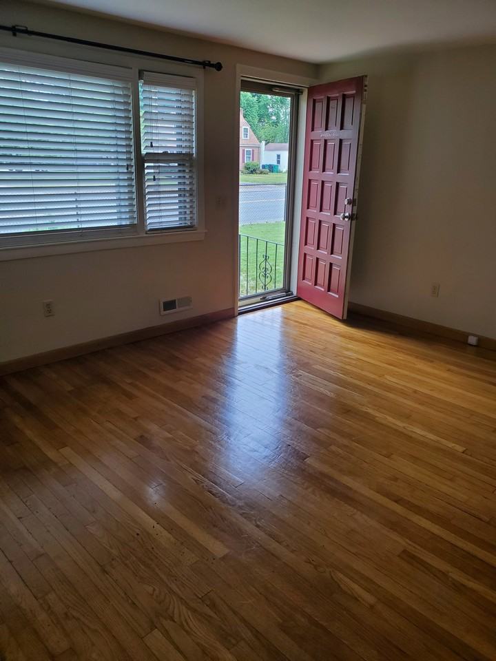 168 Main Ave - Photo 5 of 17