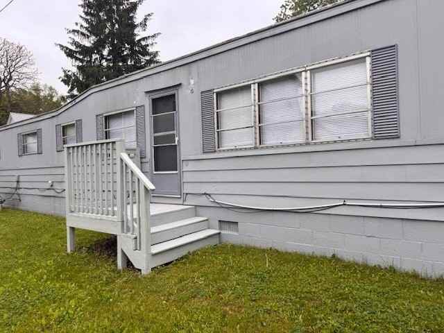 239 Washington St - Photo 3 of 12