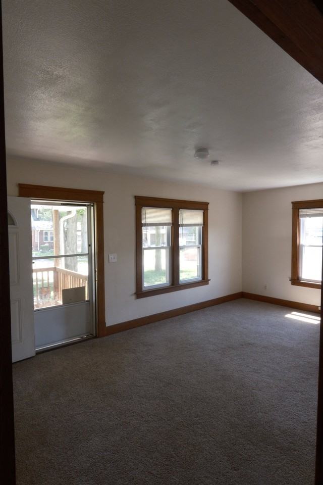 838 840 Woodbine Ave Se #840 - Photo 3 of 18