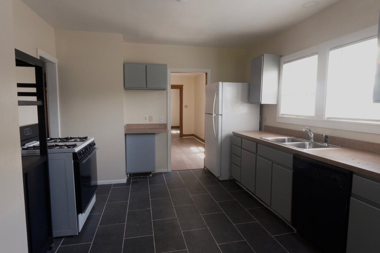 838 840 Woodbine Ave Se #840 - Photo 7 of 18