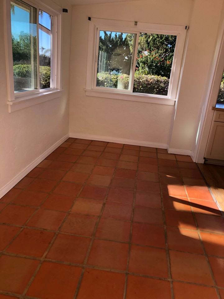 258 Mar Vista Dr - Photo 2 of 11