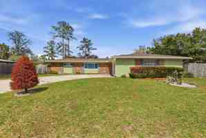 featured image of 3310 Nw 28th Ave
