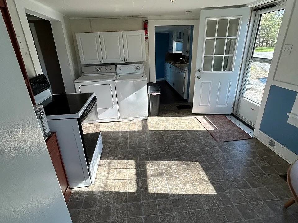 115 Cram St - Photo 2 of 10