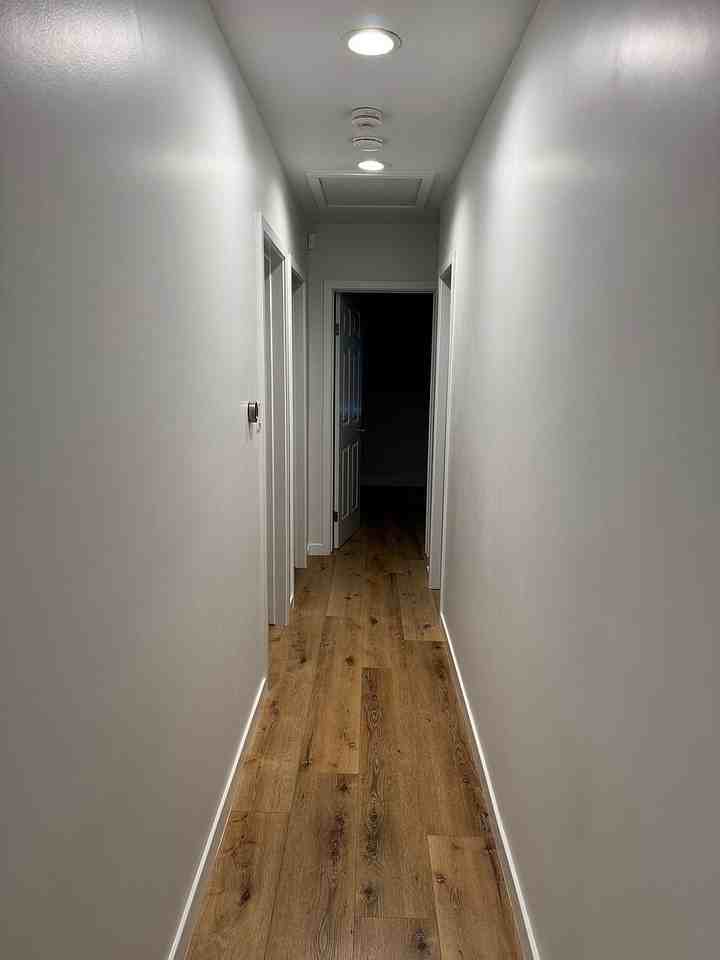 256 W Lomita Blvd - Photo 7 of 16