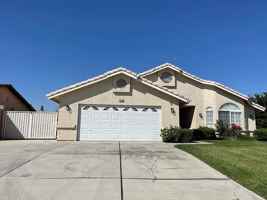 featured image of 18120 Lakeview Dr