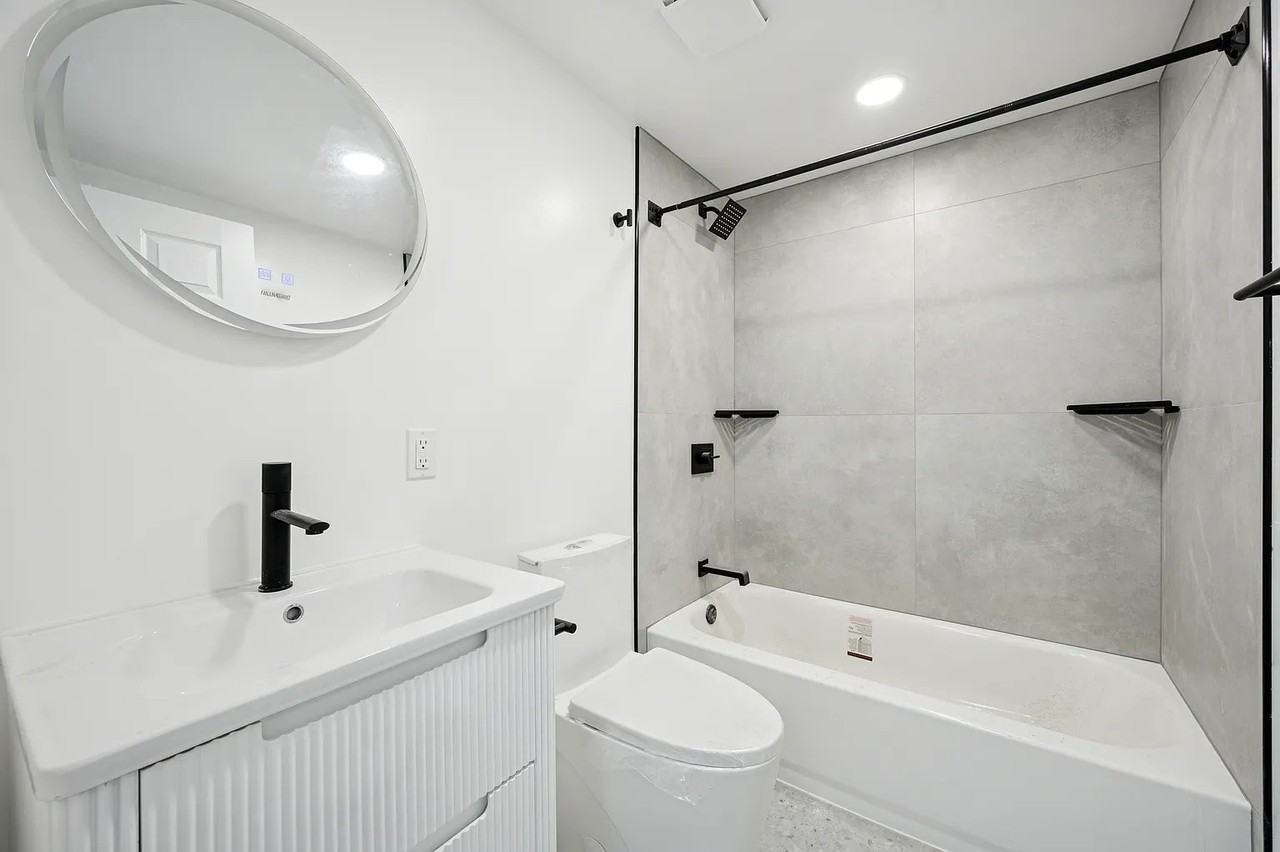 5530 Boyer St #B20 - Photo 3 of 12