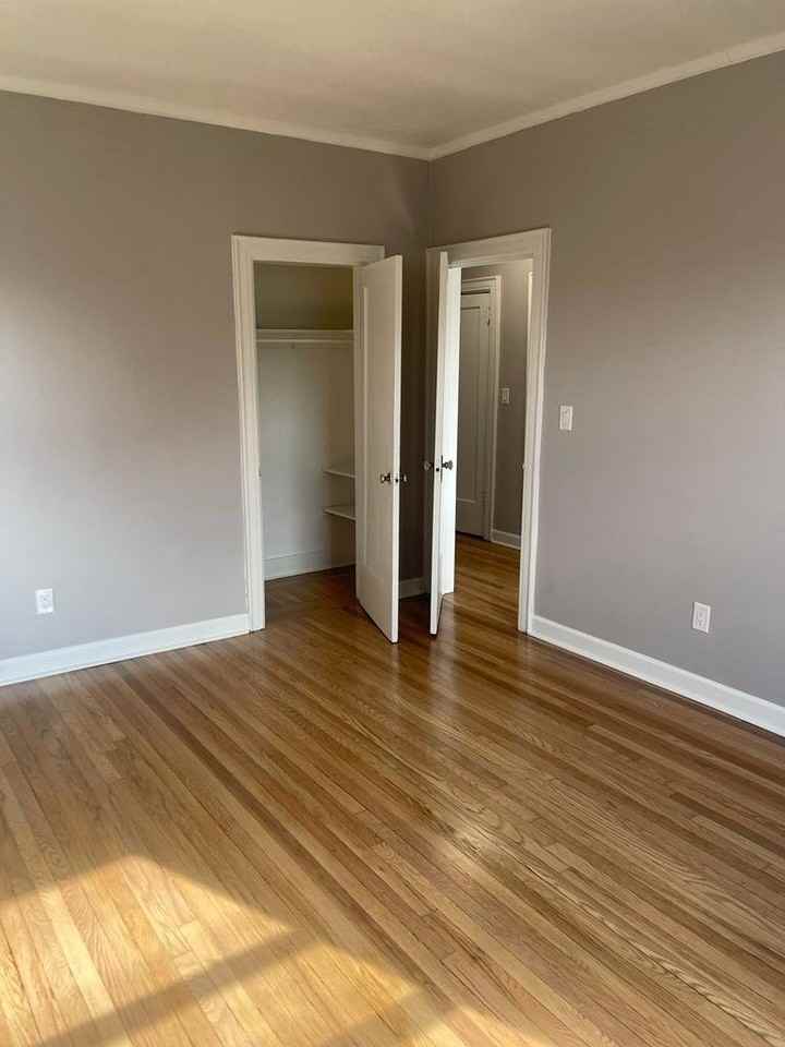 6 Pomona Ave #4G