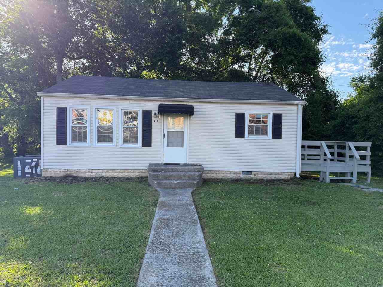 409 Hazelwood Pike - Photo 2 of 8
