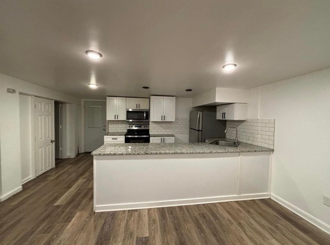 2550 Jefferson St Ne #1 - Photo 3 of 12