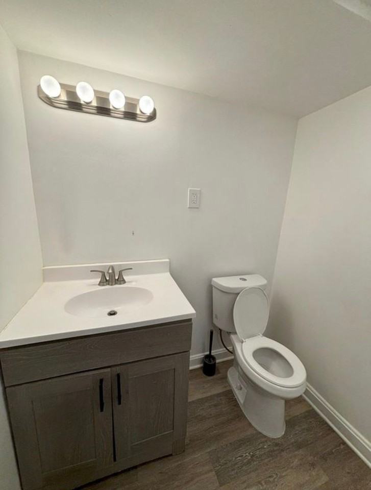 2550 Jefferson St Ne #1 - Photo 6 of 12