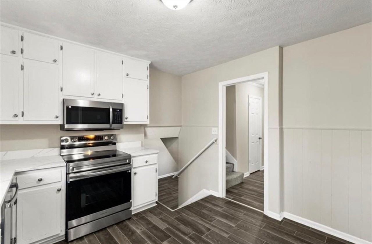 3800 Leisure Ln - Photo 5 of 14