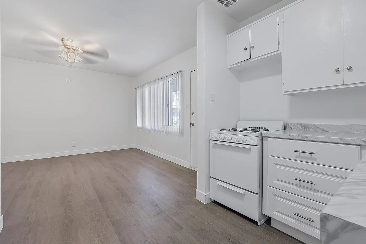 4321 E Imperial Hwy #4321 - Photo 4 of 7