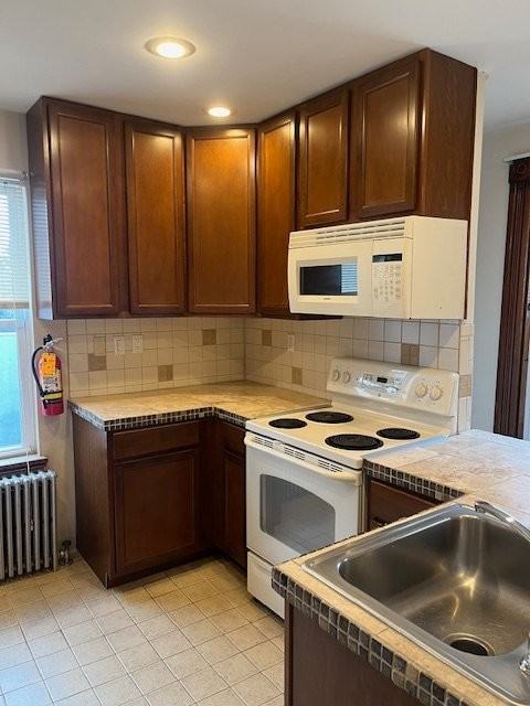 213 Cattell St - Photo 3 of 8