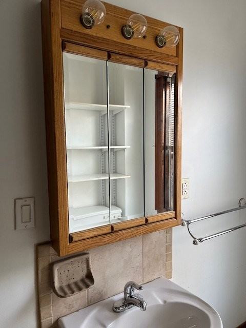 213 Cattell St - Photo 6 of 8