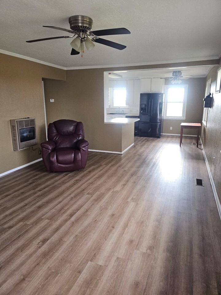 2992 S Cason Rd - Photo 2 of 20