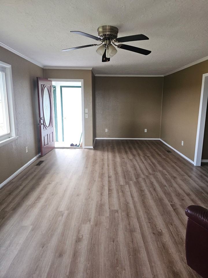 2992 S Cason Rd - Photo 3 of 20