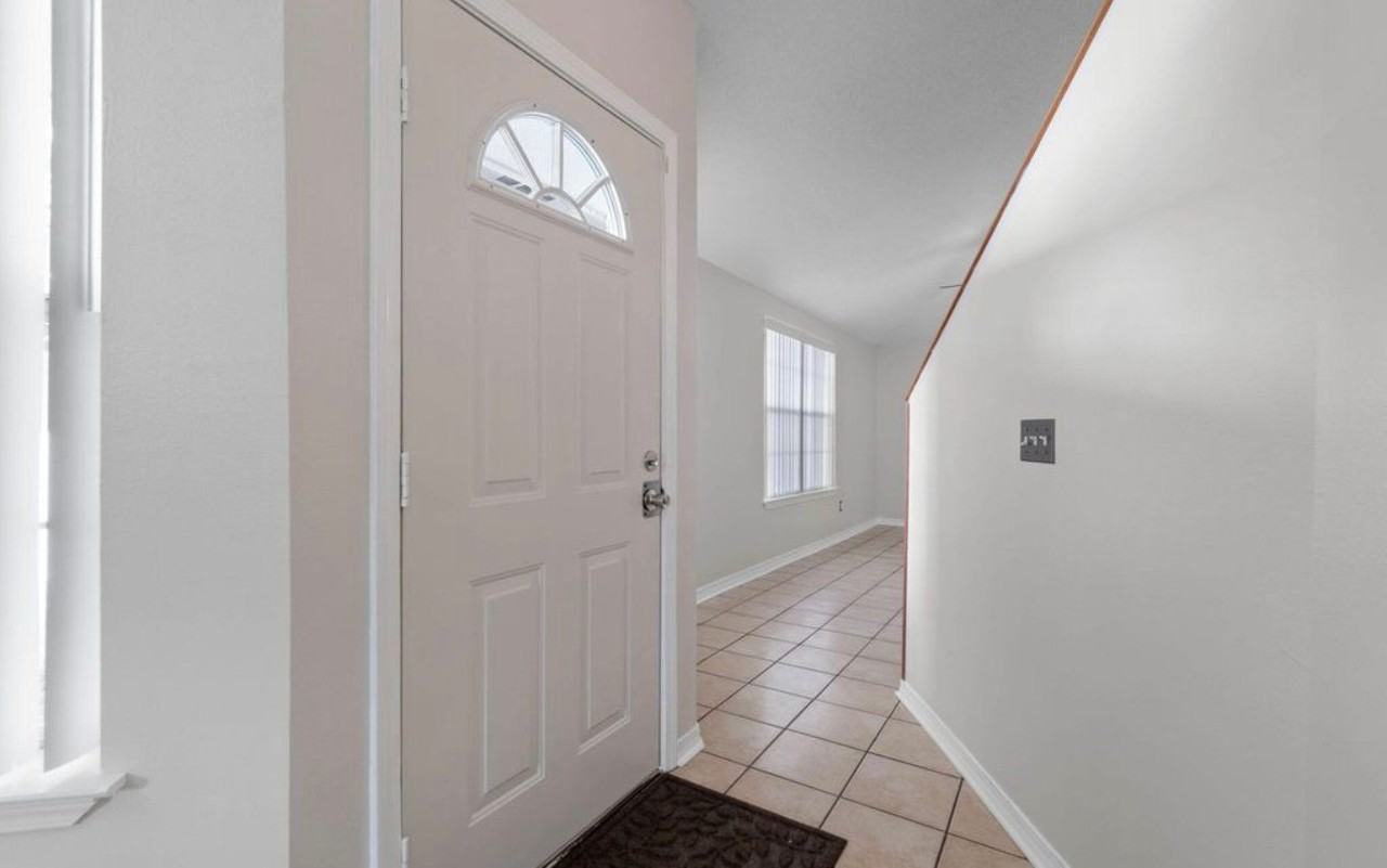 1810 Hurlburt Rd #6 - Photo 7 of 41