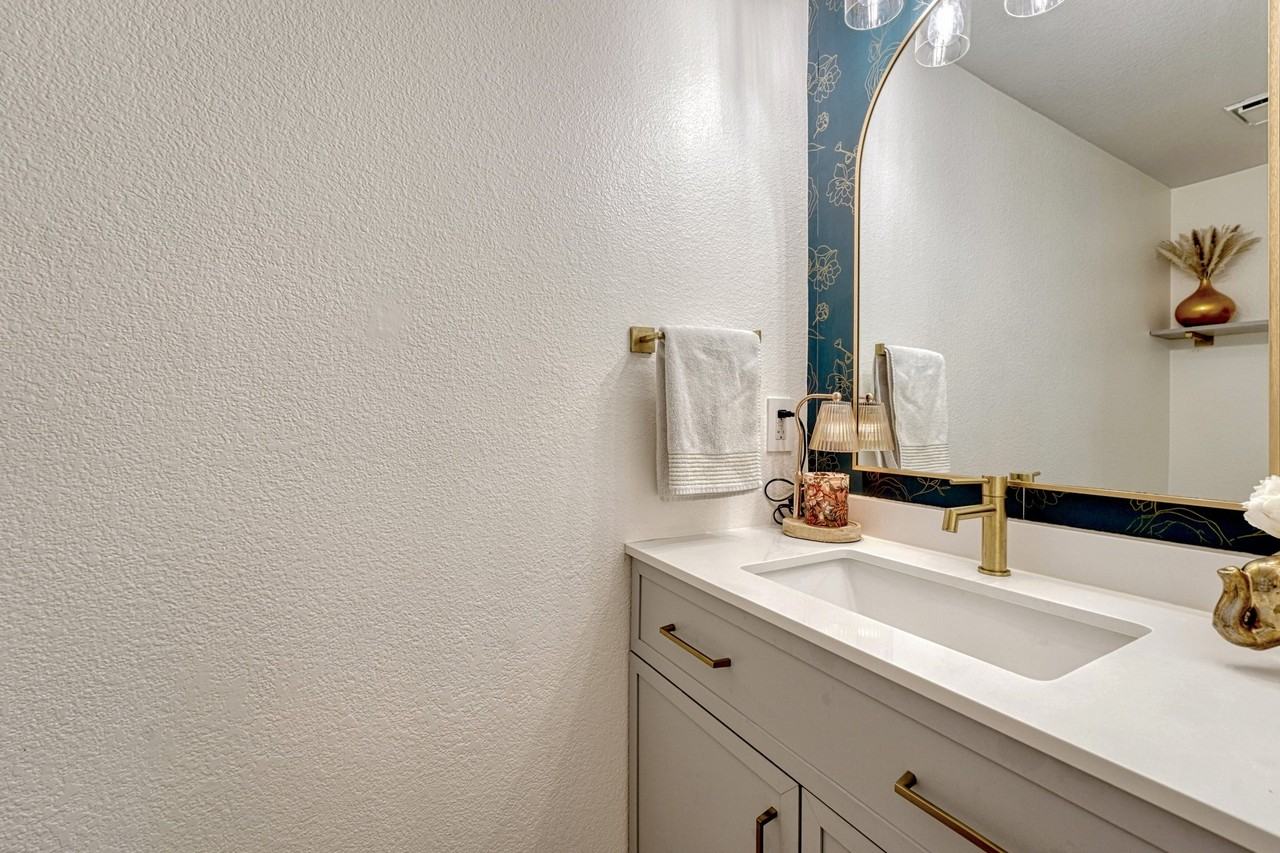 1337 S Danube Ct #103 - Photo 6 of 20