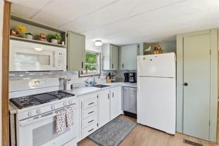 7749 W Chassahowitzka St - Photo 1 of 1