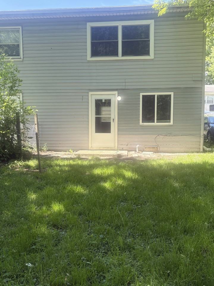 33514 Berville Court - Photo 4 of 15