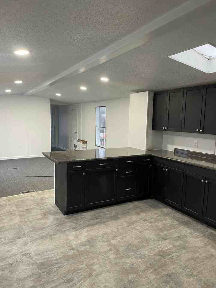 2823 Bailey Avenue - Photo 4 of 27