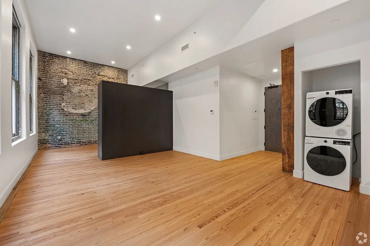 7111 Wisteria Way - Photo 3 of 3