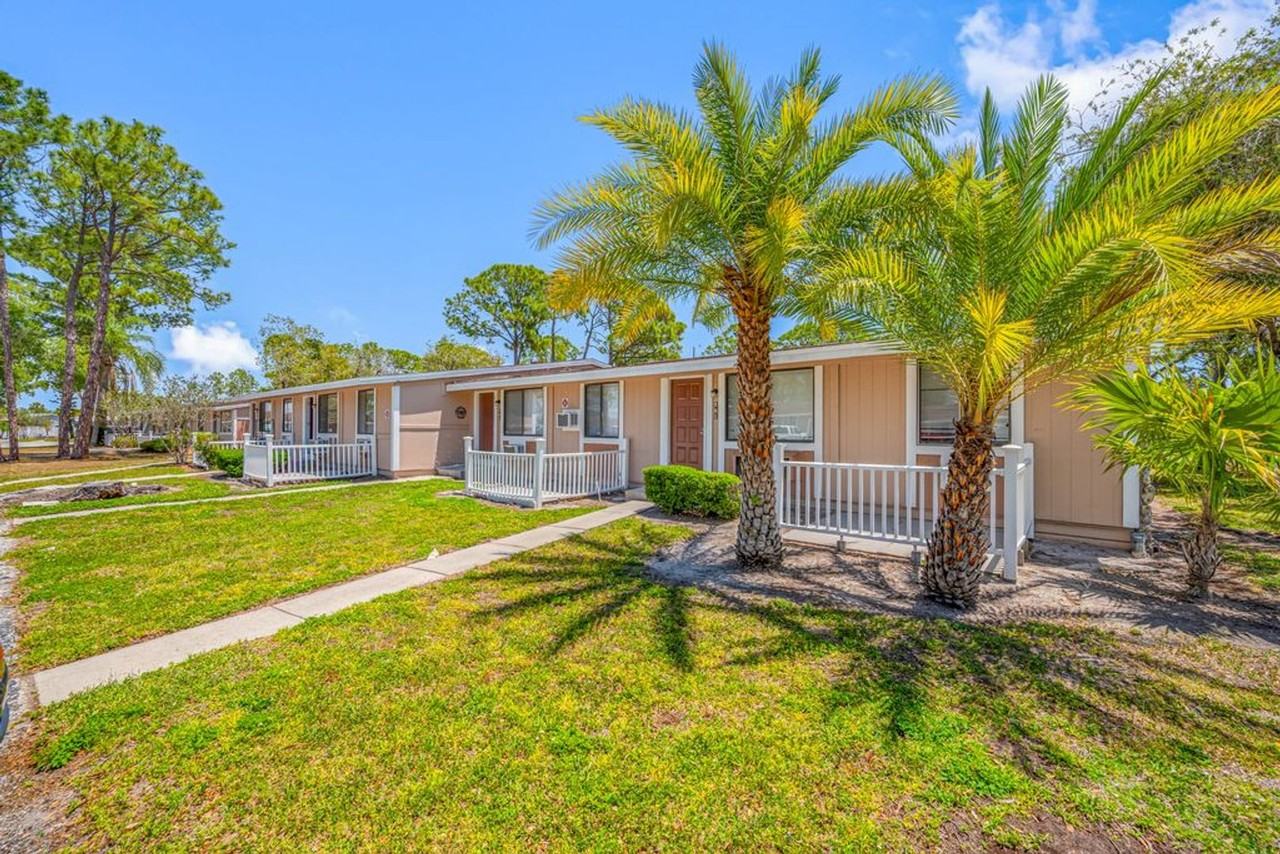 Apollo Beach Villas - Photo 2 of 50