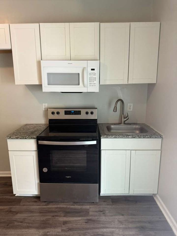 624 Washington Street, Unit 7 - Photo 3 of 10