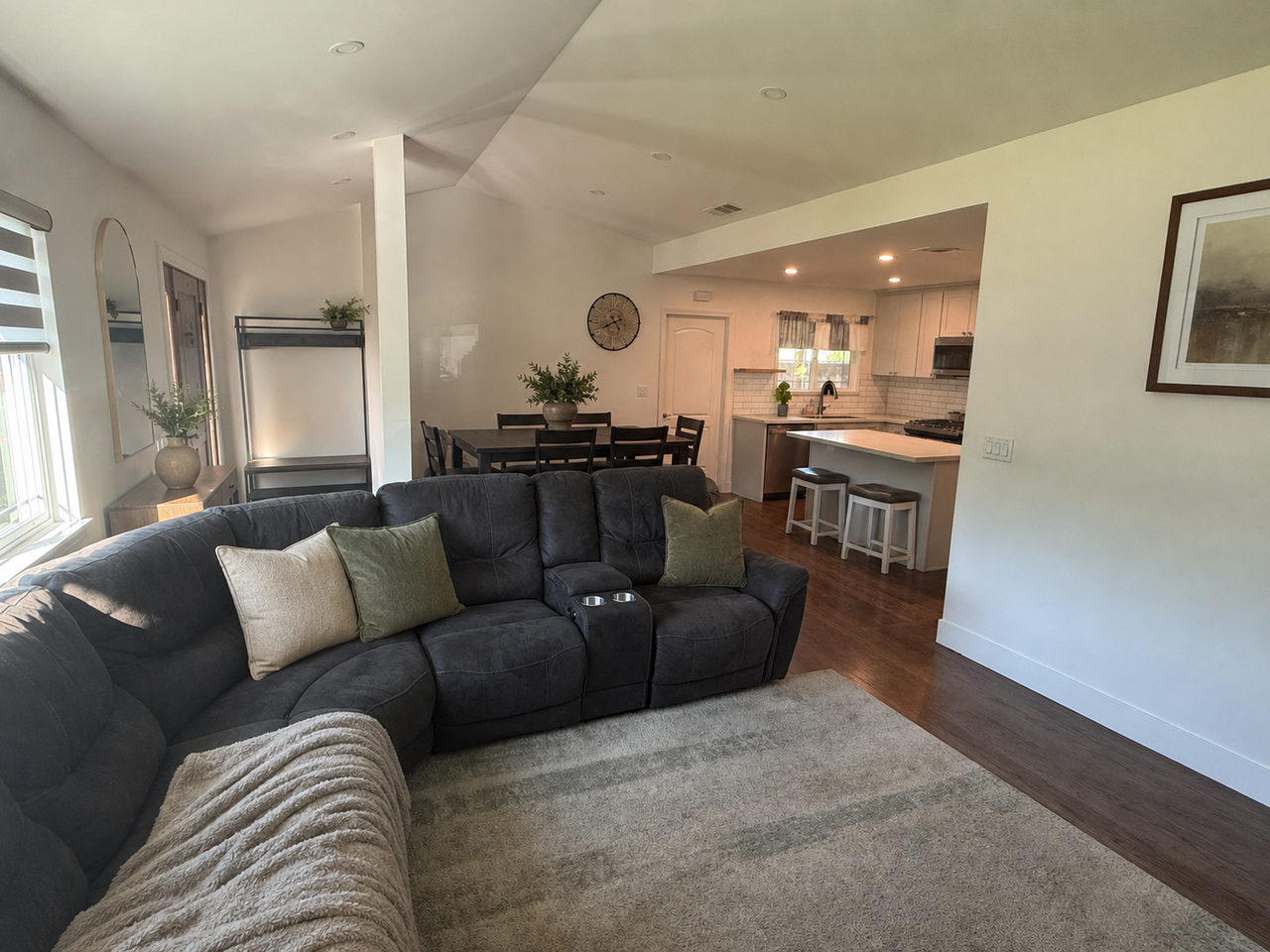 3437 Madeira Way - Photo 5 of 18