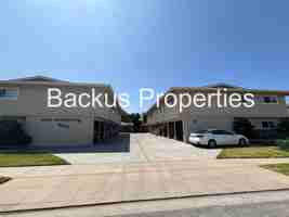 featured image of 940 Iverson St