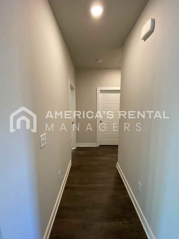 34 Granvil Way - Photo 4 of 29