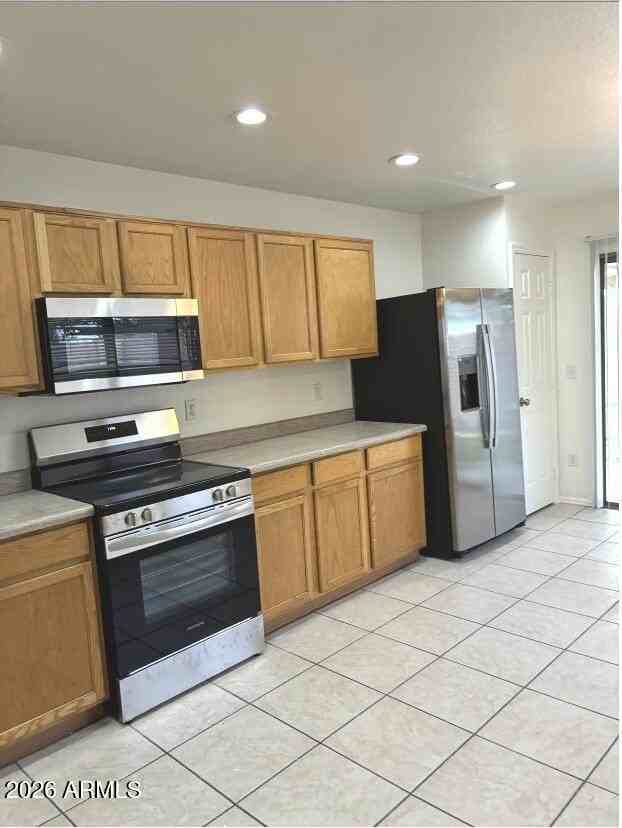 1042 S Clancy Cir - Photo 6 of 13