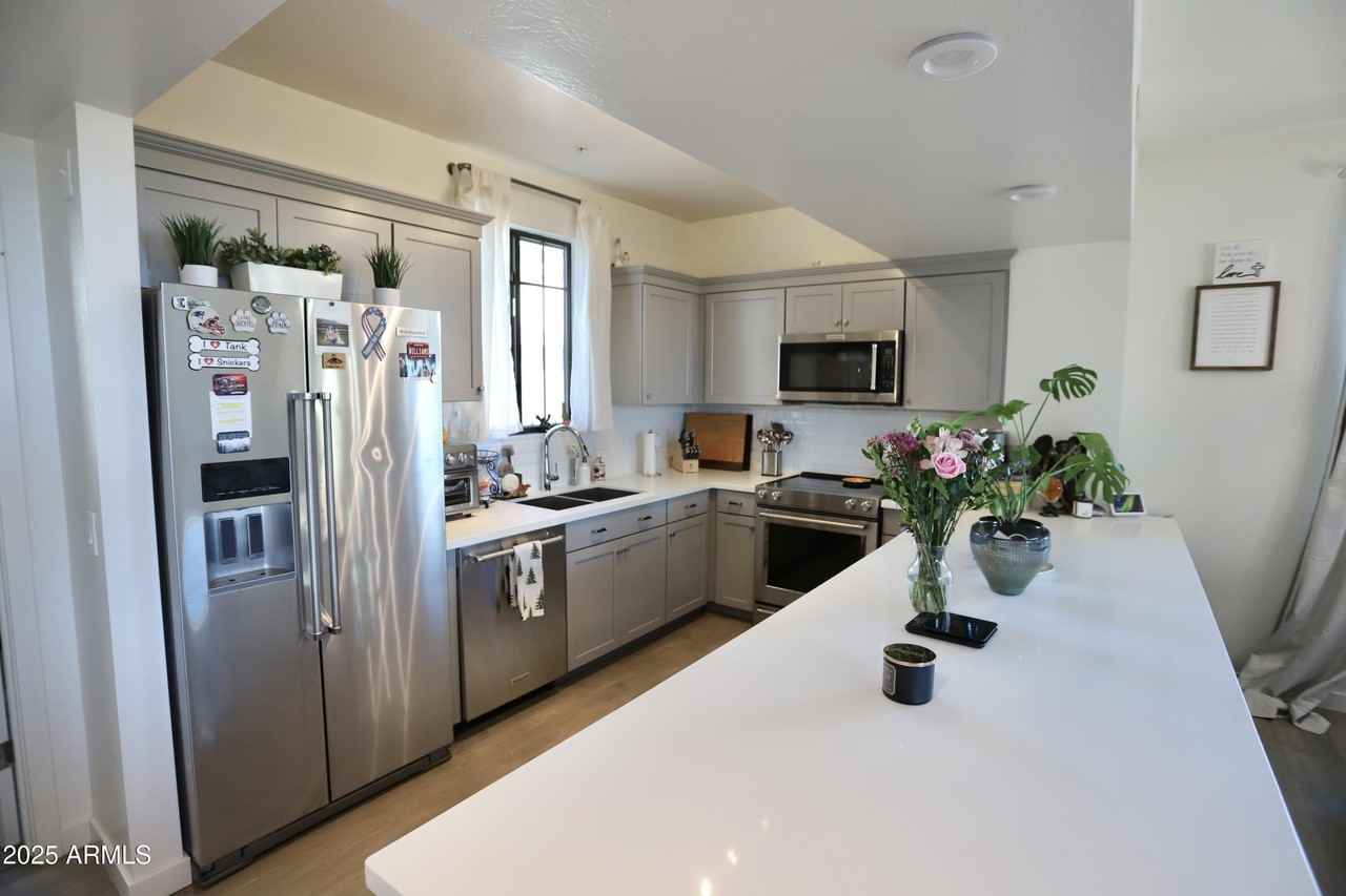 2315 N 52nd St #124 - Photo 2 of 18