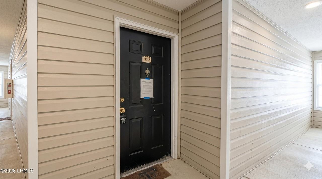 50 Pebble Beach Cv #H113 - Photo 3 of 26