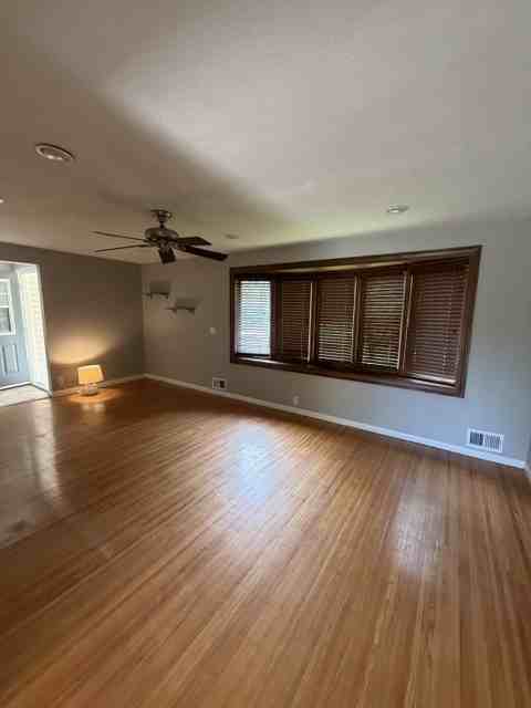 52 Keyel Dr #1 - Photo 4 of 10