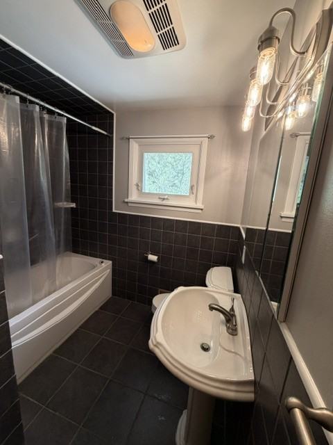 52 Keyel Dr #1 - Photo 5 of 10