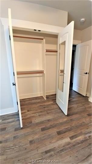 1009 Fairview Ave - Photo 5 of 14