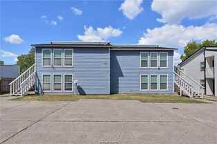 403 Manuel Dr #D - Photo 1 of 1