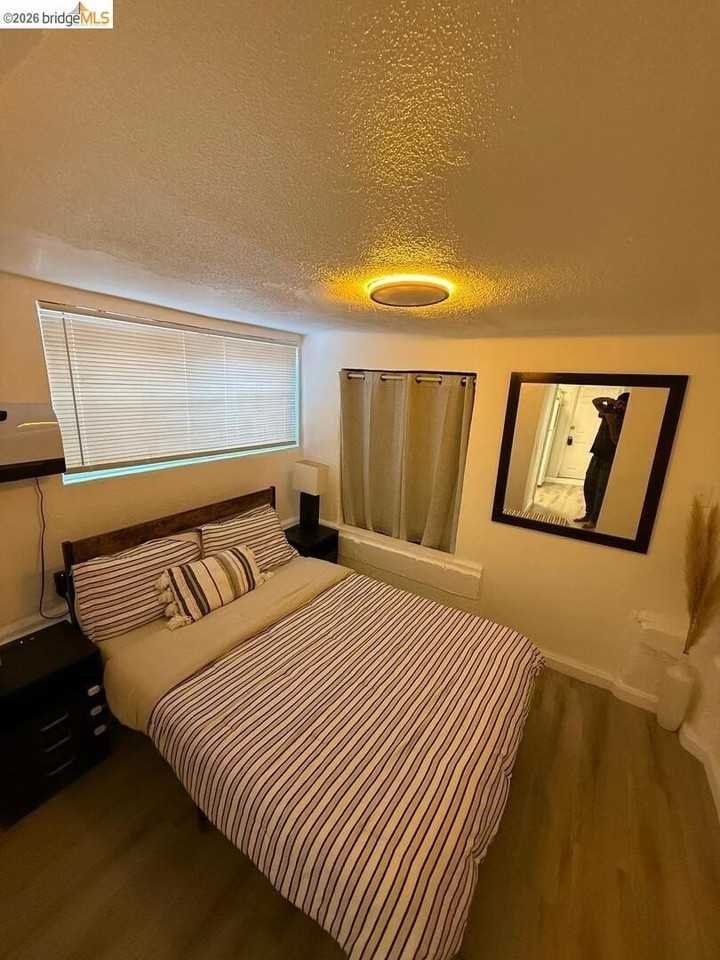 1242 88th Ave #C - Photo 5 of 16