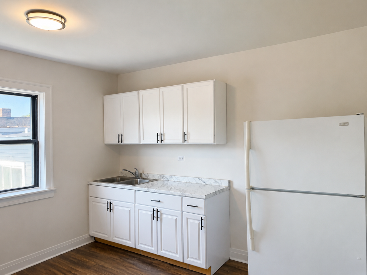 The Flats on Damen - Photo 2 of 5